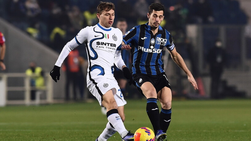 Remo Freuler kämpft mit Inters Nicolo Barella um den Ball