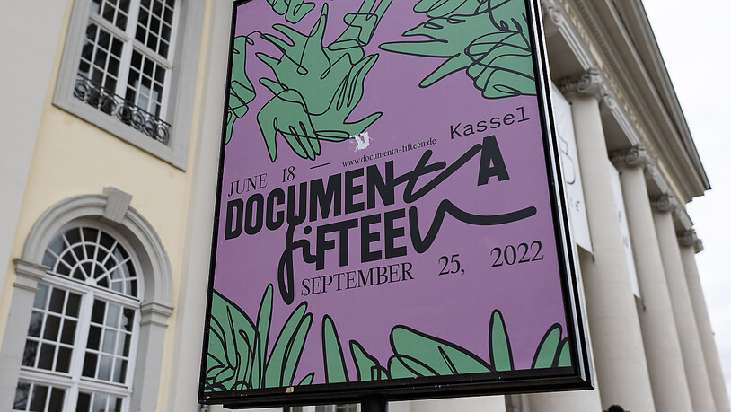 ARCHIV - Die alle fünf Jahre stattfindende documenta gilt neben der Biennale in Venedig als wichtigste Präsentation für Gegenwartskunst. Foto: Swen Pförtner/dpa