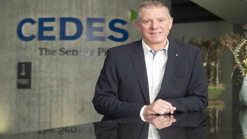 Bald zehn Jahre bei Cedes: Christian-Erik Thöny im Eingangsbereich des Firmensitzes in Landquart.