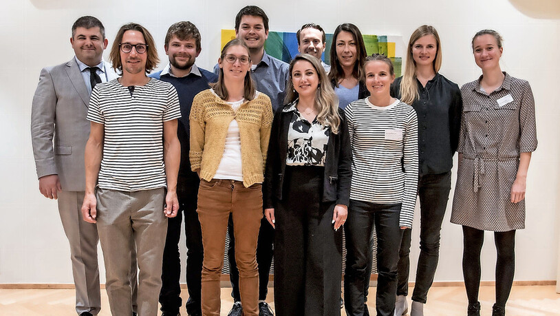 Junge Wissenschaftlerinnen und Wissenschaftler, die seit 2018 ihre Doktorarbeit an einer Institution in Graubünden erfolgreich abgeschlossen haben.