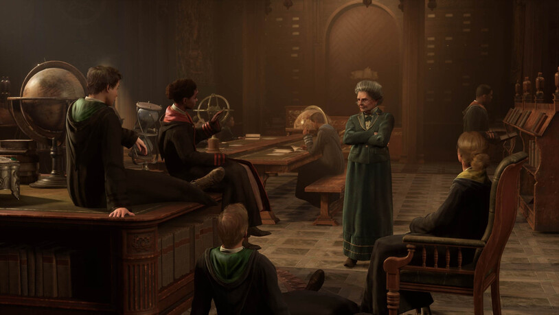 Vier Häuser – eine Schule: In «Hogwarts Legacy» könnt ihr Beziehungen aufbauen und neue Fähigkeiten erlernen. 
