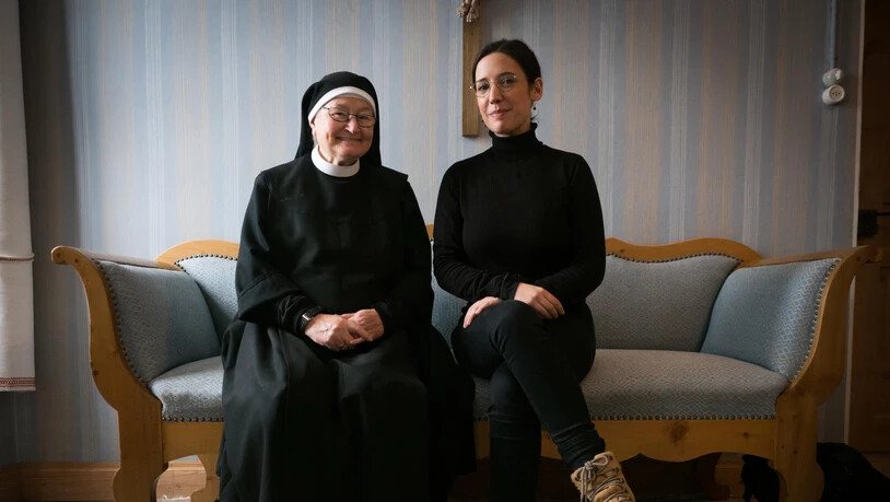 Gülsha Adilji ist der Einladung von Schwester Domenica ins Kloster St. Johann gefolgt.