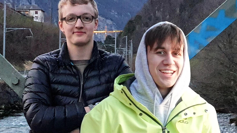 Niels Scheunemann und Nino Schmed sammelten per Funktechnologie Wetterdaten aus dem Kanton. 