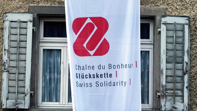 Grosse Solidarität in der Schweiz im schwierigen "Corona-Jahr" 2020: der Glückskette bescherte dies ein Spenden-Rekord-Jahr.