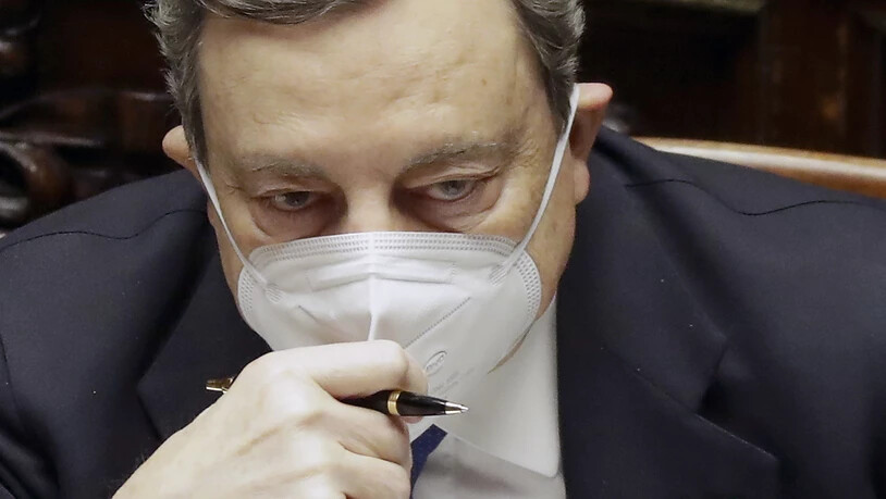 Mario Draghi, Ministerpräsident von Italien, nimmt an einer Sitzung im Parlament teil. Foto: Andrew Medichini/AP/dpa