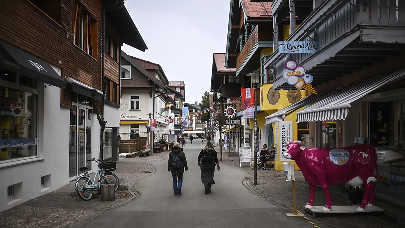 Fast menschenleer: die normalerweise mit Wintertouristen gefüllten Gassen von Oberstdorf