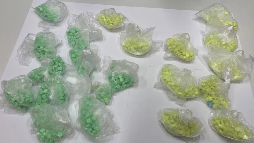 Die 1015 Ecstasy-Pillen waren fein säuberlich in Plastikbeuteln abgepackt.