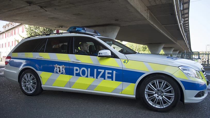 Die Kantonspolizei Basel-Stadt hat einen 23-jährigen Raser erwischt. (Symbolbild)