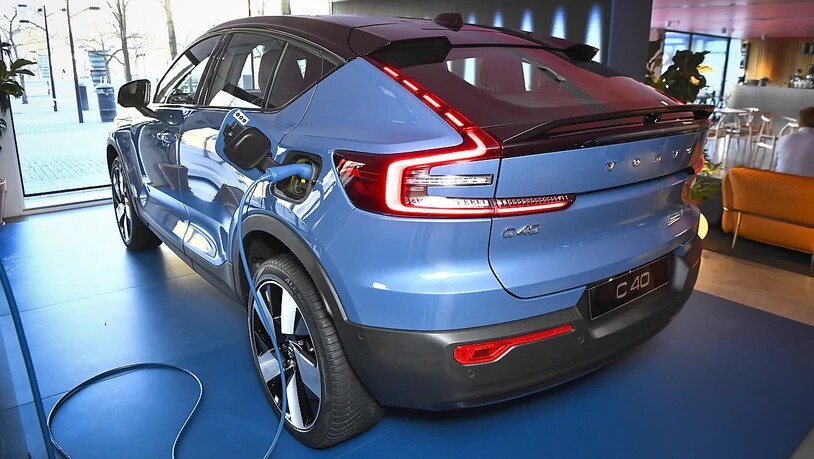Elektroautos werden für Autokonzerne wie Volvo zunehmend profitabler - im Bild der Volvo C40 Recharge. (Archiv)