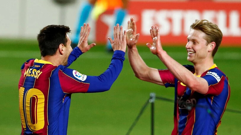 Abklatschen mit Frenkie De Jong: Lionel Messi überzeugte im Match gegen Getafe einmal mehr als Goalgetter