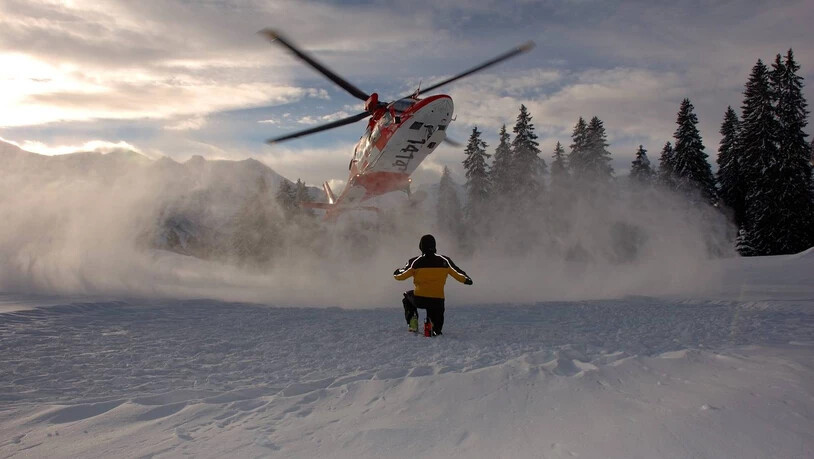 Die Alpine Rettung Schweiz arbeitet eng mit der Rega zusammen. 