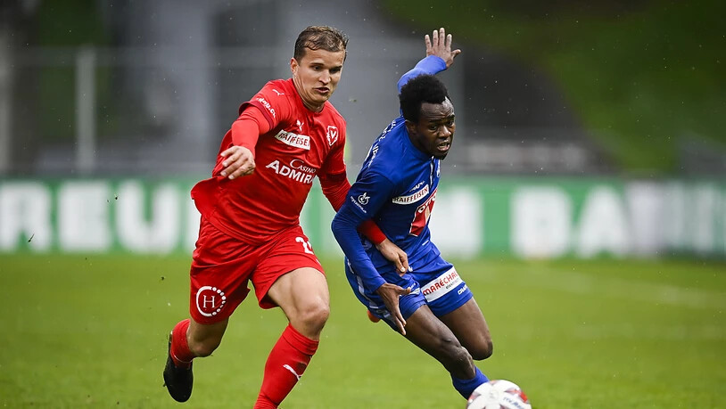 Der Vaduzer Cedric Gasser (links) gegen Luzerns Ibrahima Ndiaye