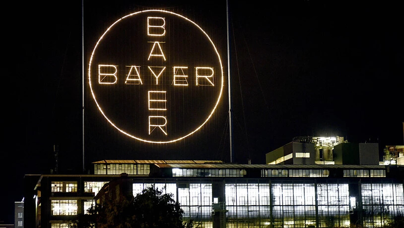 Negative Währungseffekte haben Bayer den Jahresauftakt verhagelt. Der bereinigte Betriebsgewinn (EBITDA) fiel um gut sechs Prozent auf 4,12 Milliarden Euro. (Archivbild)