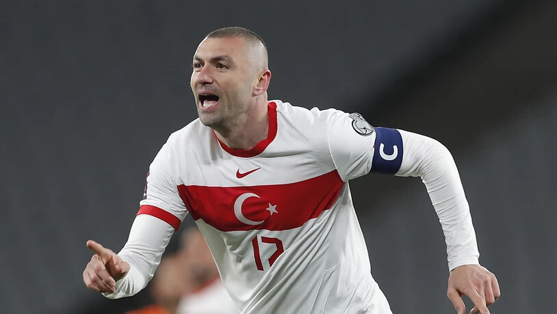 Burak Yilmaz ist trotz gehobenen Alters die türkische Hoffnung: Der 35-jährige Stürmer führte in dieser Saison Lille mit seinen Toren zum überraschenden Meistertitel in Frankreich