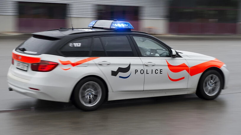 Der Kantonspolizei Freiburg ist ein 18-jähriger Autolenker mit 206 km/h in die Radarfalle gegangen. (Symbolbild)