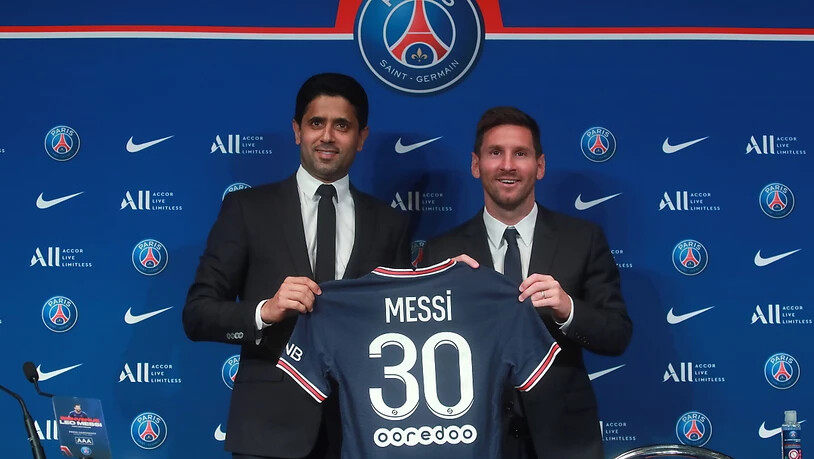 Nasser Al-Khelaifi und Lionel Messi bei der Vorstellung des argentinischen Superstars in Paris
