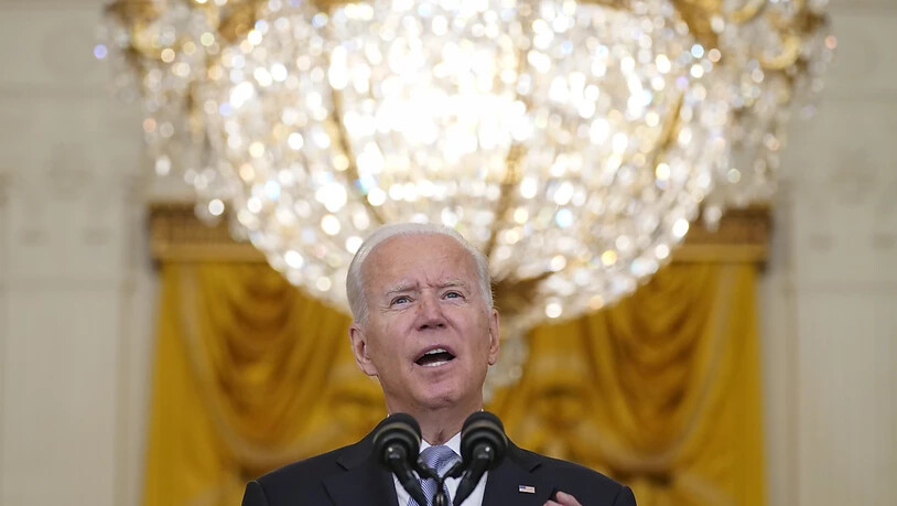 US-Präsident Joe Biden spricht im Weißen Haus über die Situation in Afghanistan. Das Weiße Haus teilte am Dienstagabend (Ortszeit) mit, dass sich in der kommenden Woche die Staats- und Regierungschefs der G7-Staaten bei einer Videokonferenz über das…