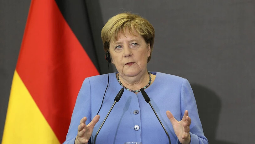 dpatopbilder - Deutschlands Bundeskanzlerin Angela Merkel (CDU) nimmt an einer gemeinsamen Pressekonferenz mit dem albanischen Premierminister Rama teil. Wenige Wochen vor ihrem Ausscheiden aus der Politik hat Merkel das Interesse Deutschlands an den…