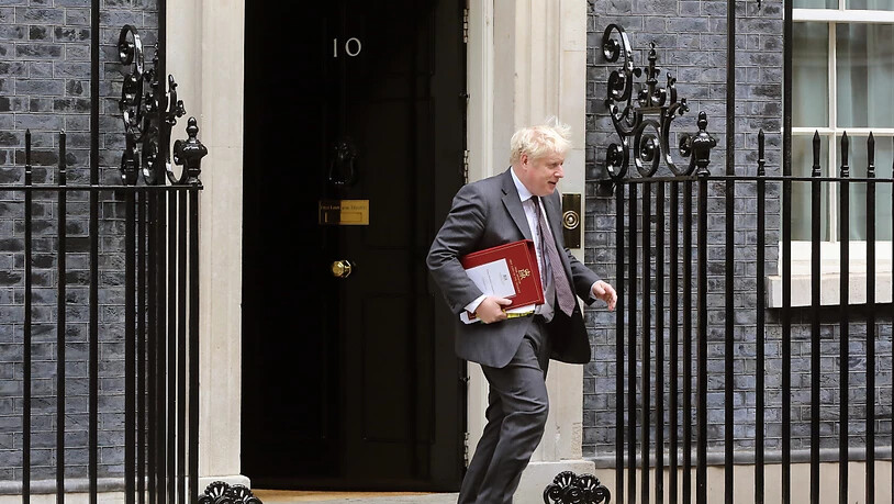Boris Johnson, Premierminister von Großbritannien, in London, vor der Tür der 10 Downing Street. Foto: Tayfun Salci/ZUMA Press Wire/dpa