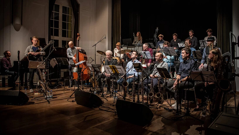 Das Swiss Jazz Orchestra spielte am im Marsoel in Chur. Die Talentschüler aus Chur und Flims durften mit dabei sein.