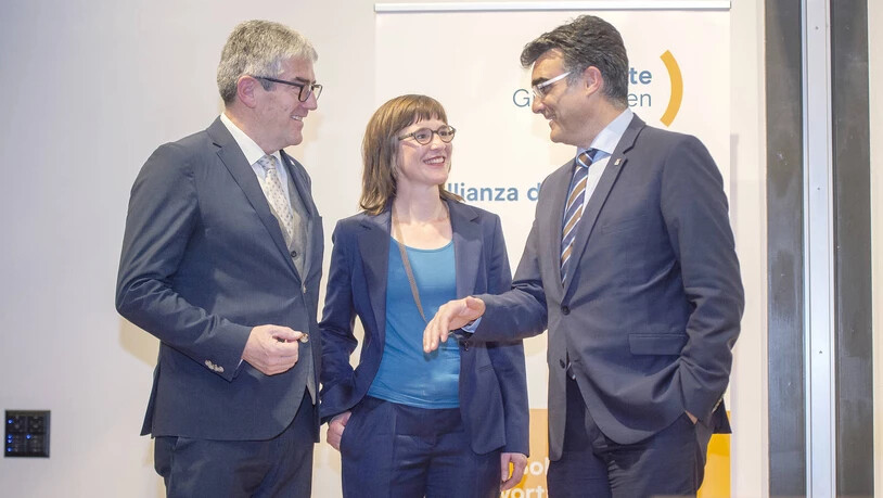 Die Nominierten der Mitte Graubünden für die Regierungsratswahlen im Jahr 2022: Jon Domenic Parolini, Carmelia Maissen und Marcus Caduff (v.l.).