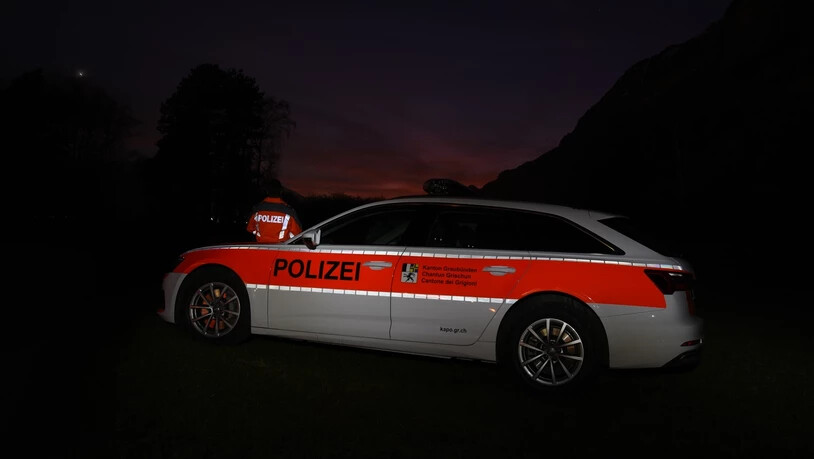 Symbolbild: Die Kantonspolizei Graubünden hat den Vermissten tot in seiner Wohnung aufgefunden. Er war an einer Rauchvergiftung verstorben.
