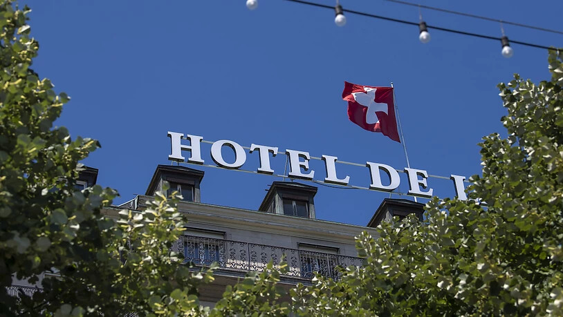 Die Erholung der Schweizer Hotellerie hat sich im Mai fortgesetzt. Auch im fünften Monat des laufenden Jahres übernachteten in den hiesigen Hotels klar mehr Leute als im stark von Corona betroffenen Vorjahr. (Symbolbild)