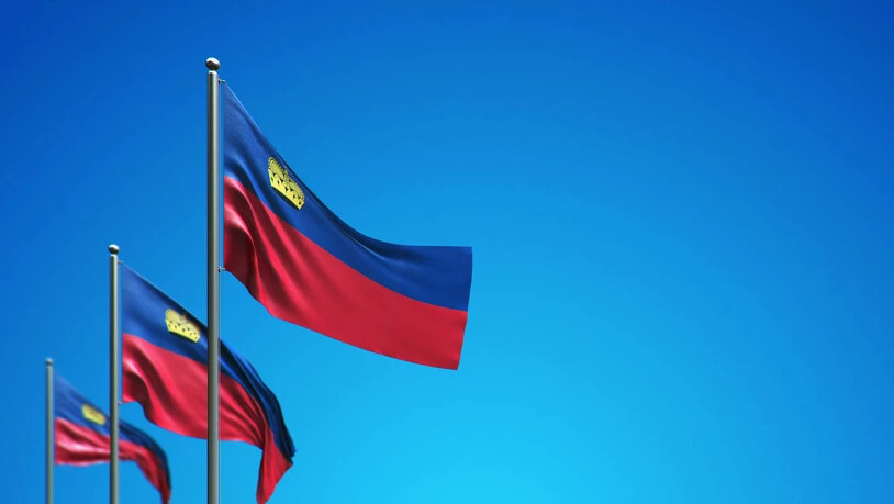 Wehende Flaggen: Das Fürstentum Liechtenstein ist nah und doch für manche fern. 