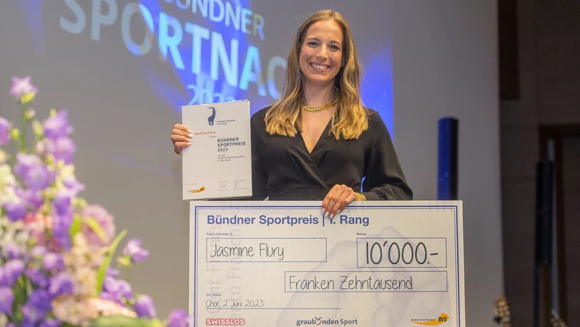 Die 29-jährige Skirennfahrerin Jasmine Flury wurde an der Bündner Sportnacht als Bündner Sportlerin des Jahres ausgezeichnet. 