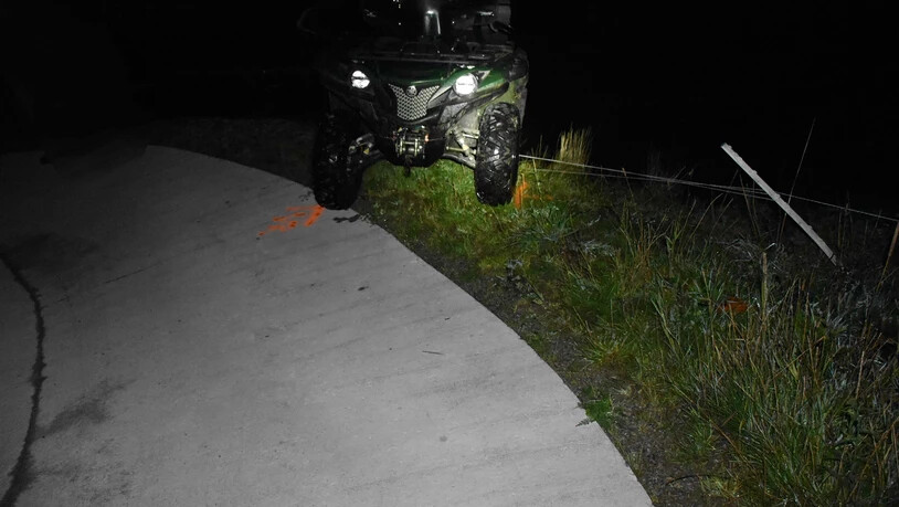 In der Nacht verunfallt: Der 36-jährige Quadfahrer war von einem Bergrestaurant Richtung Sedrun unterwegs.