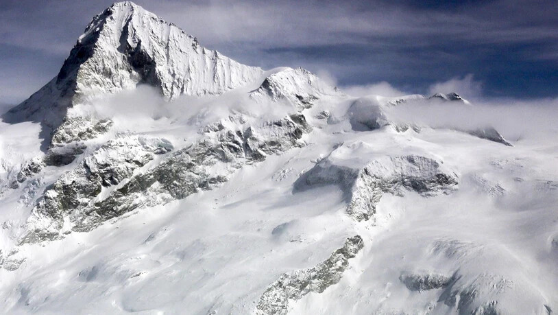 Blick auf die Region der Tête Blanche. Hier suchten die Rettungskräfte erfolglos nach der vermissten Skitourengängerin.