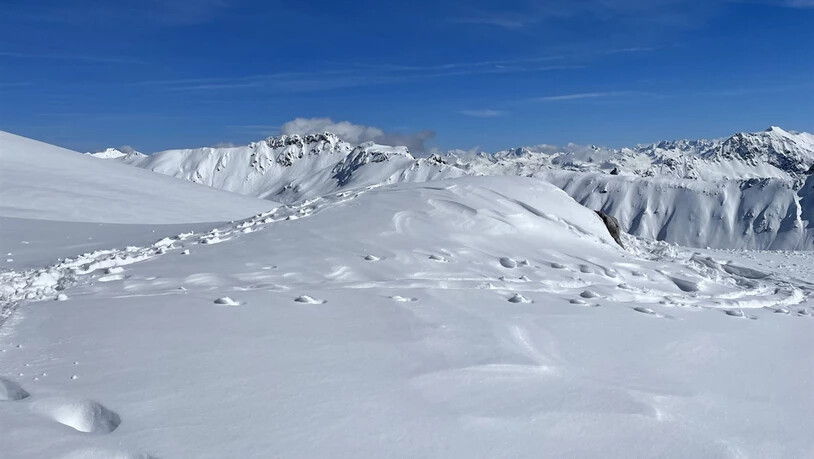 Vermisster Skitourengänger: Der aufgefundene und stark unterkühlte Österreicher ist verstorben.