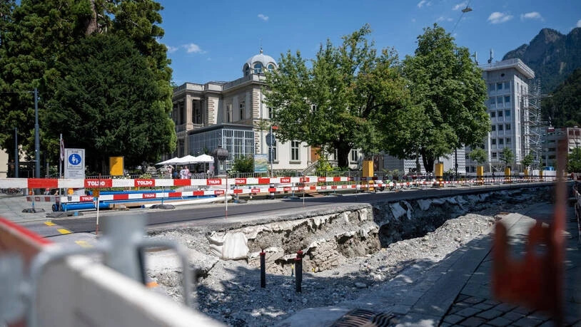 Die Fahrbahnbreite auf der Churer Grabenstrasse war mehrere Wochen wegen Bauarbeiten eingeschränkt. 