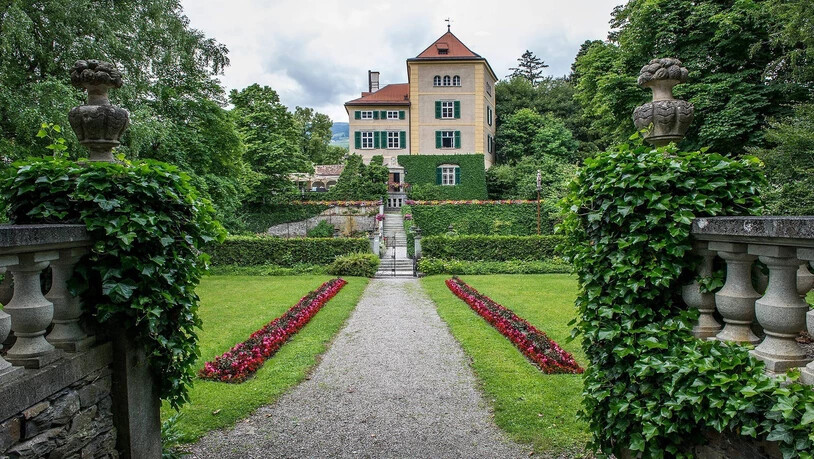 Ein Besitzerwechsel steht an: Schloss Schauenstein steht zum Verkauf – die Angebote sind seit Ende Februar eingereicht.