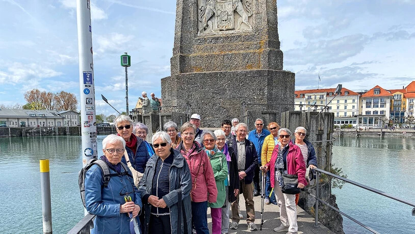 Der «Lindauer Löwe» ist neben dem neuen Leuchtturm das Denkmal, das die Lindauer Hafeneinfahrt charakteristisch prägt. Ein Besuch bei diesem Monument durfte also nicht fehlen.
