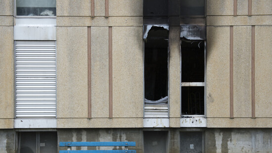 Beim Brand des Asylheims Tattes in Vernier im Kanton Genf kam ein Mann ums Leben, 40 weitere Menschen wurden verletzt. (Archivbild)