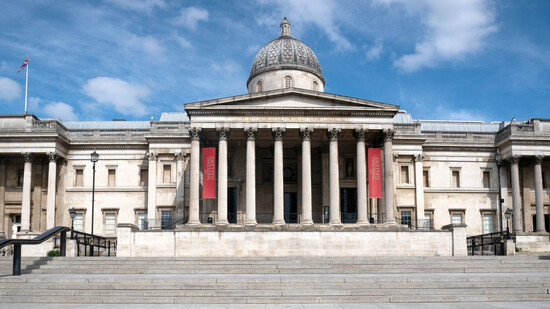 ARCHIV - Die National Portrait Gallery in der Nähe des Trafalgar Square in London. Foto: Aaron Chown/PA/dpa