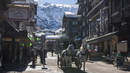 Mehr Hotelübernachtungen im Mai (Symbolbild Zermatt)