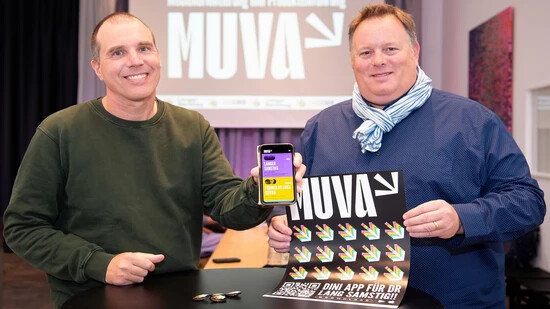 Im Rahmen eines Transformationsprojekts entwickelt: Rolf Caflisch (links) und Christian Müller geben Einblick in die Muva-App. 