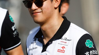Zhou Guanyu sitzt auch in der nächsten Formel-1-Saison in einem Auto des Teams Alfa Romeo