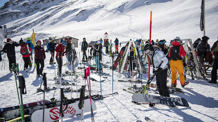 Vor allem zahlreiche Schweizer Gäste sollen dem Schweizer Tourismusgebieten eine positive Wintersaison bescheren. (Archivbild)