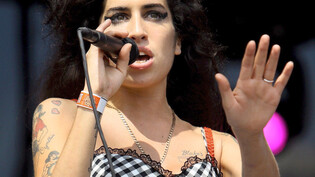 ARCHIV - Die britische Sängerin Amy Winehouse Foto: Steve C. Mitchell/epa/dpa