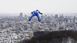 Gregor Deschwanden kann auch mit dem zweiten Springen in Sapporo zufrieden sein