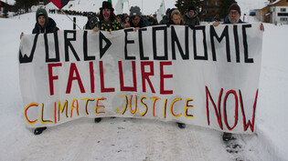 Besondere Protestaktion: Die gegen das WEF gerichtete Winterwanderung hatte die Teilnehmenden zu Fuss von Küblis bis nach Davos Wolfgang geführt.
