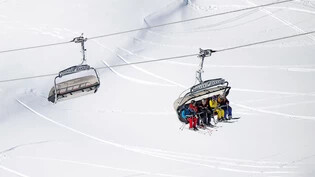 Kommende Wintersaison: Ginge es nach den Tourismusverbänden der Alpenregionen, gäbe es längst einheitliche, grenzüberschreitende Regelungen betreffend Sicherheitsmassnahmen.