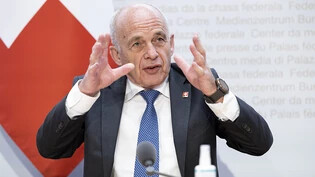Für Finanzminister Ueli Maurer ist die geplante Abschaffung der Stempelsteuer ein Projekt unter vielen, um den Wirtschaftsstandort Schweiz im internationalen Wettbewerb zu stärken.