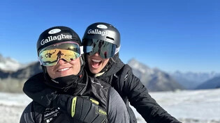 Zusammen unterwegs: Die Snowboarder Dario Caviezel und Ladina Jenny bereiten sich auf die neue Saison vor.