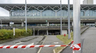 Der Euroairport Basel-Mühlhausen war am Sonntagmorgen vorübergehend nach einer Bombendrohung gesperrt worden. (Archivbild)