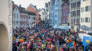 Beizentreiben an diesem Wochenende: Die Bündner Hauptstadt wird anlässlich der Fasnacht wieder kunterbunt – so auch die Restaurants und Bars.