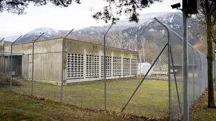 Aus dem geschlossenen Erziehungszentrum Pramont im Wallis brachen Anfang Februar zehn Jugendliche und junge Männer aus. (Archivbild)